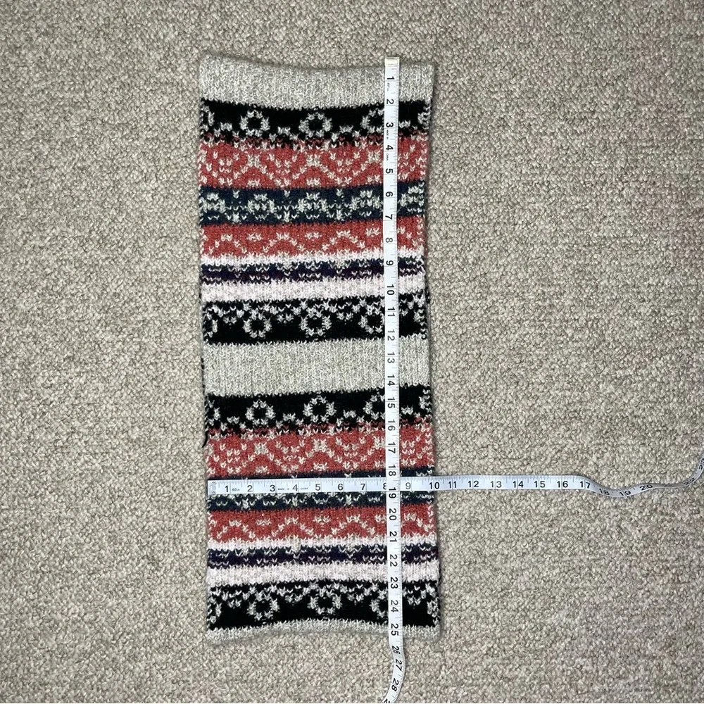 American Eagle Outfitters infinity scarf